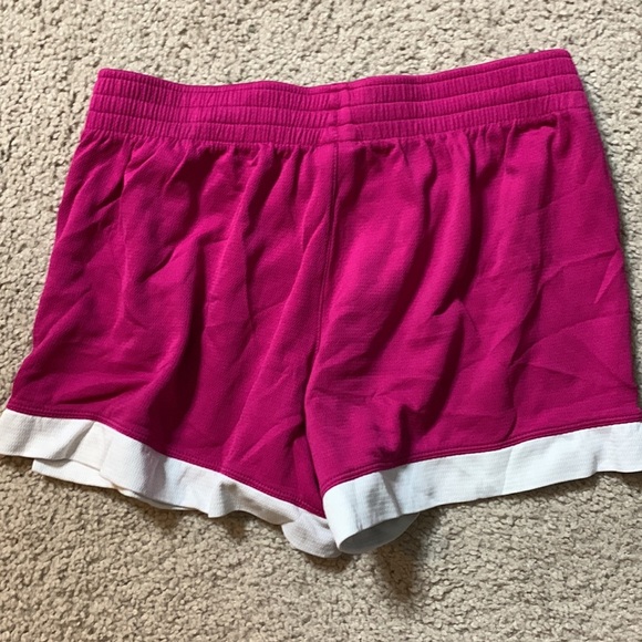 Champion Women's Shorts Size Medium - Picture 1 of 4